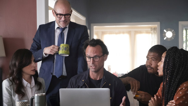 Finding love online ... Walton Goggins (centre) in The Unicorn.