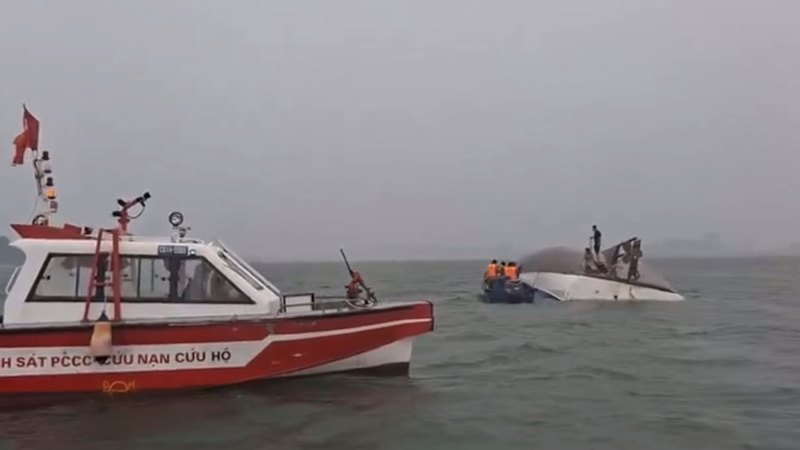 Death toll rises to 38 after tourist boat capsizes in Vietnam’s Ha Long Bay