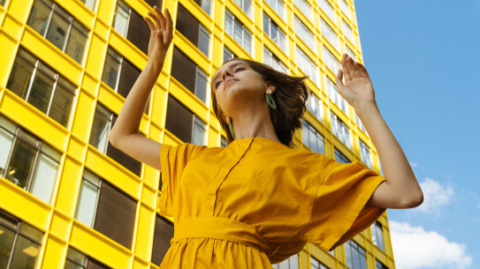 If you want to perform better 
at work, select pieces you view 
as professional.