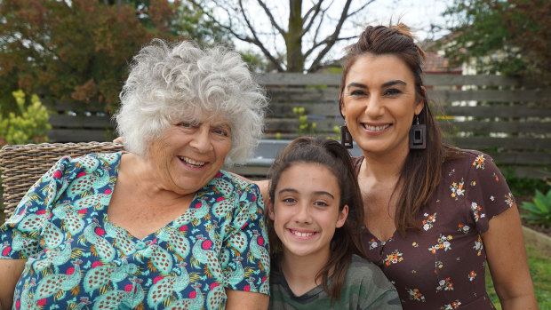 Miriam Margolyes with Kaiaan Somerville and Lidia Thorpe.