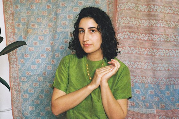 Iranian-Australian singer Parissa Tosif.