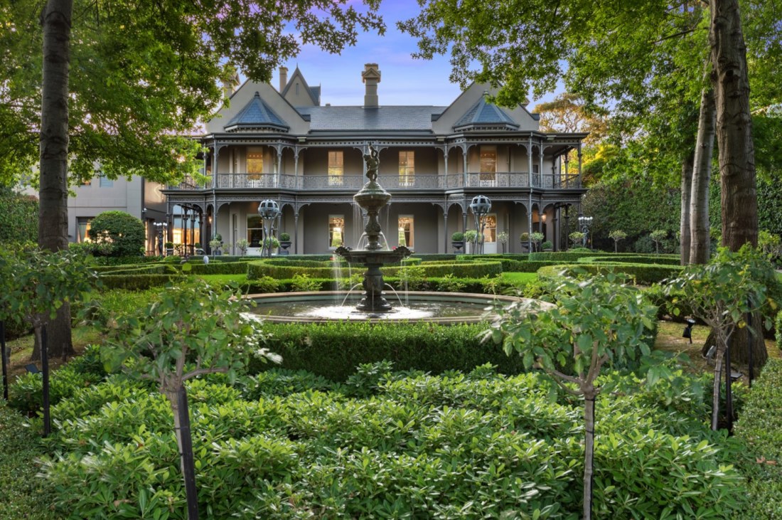 Luxury property prices Avon Court in Melbourne’s Hawthorn sells for