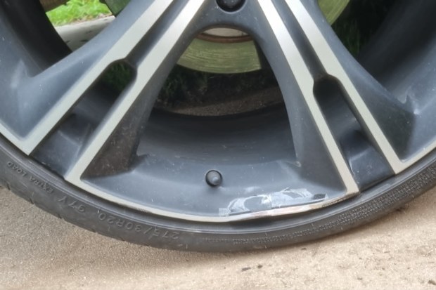 Damage seen on Triplett's tyre.