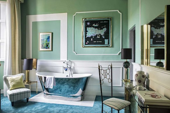 AdAstra is a characterful 14-room hotel set within expansive gardens in the groovy Oltrarno neighbourhood.