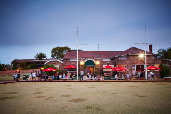 Bondi Bowling Club.