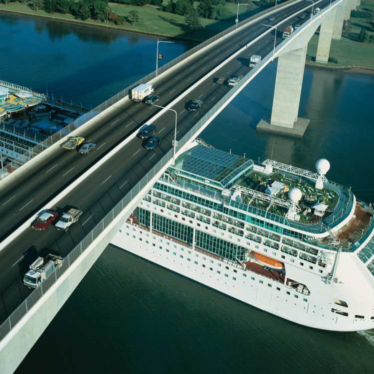 Cruising under the Gateway Bridge bound for port in the Brisbane River.