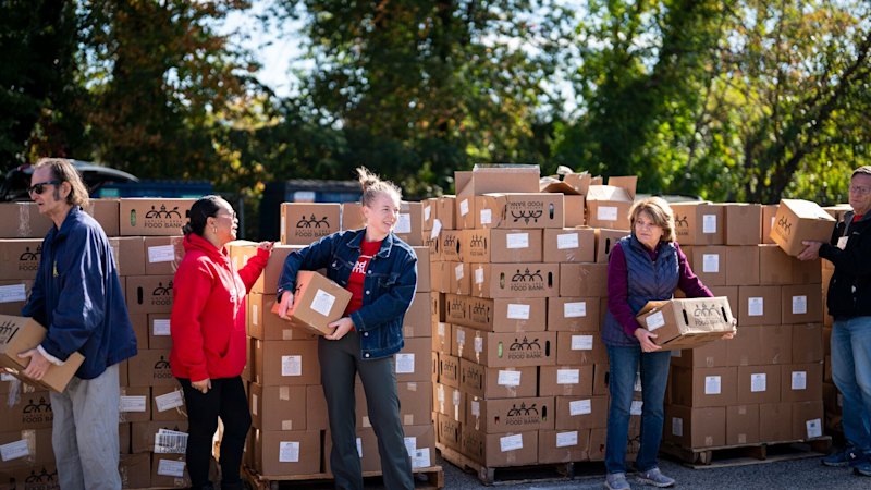 Hundreds are lining up at food banks near Washington. They’re not homeless