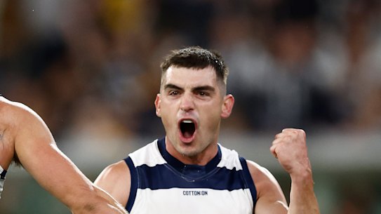 What a day: Bailey Smith and Shaun Mannagh celebrate a pivotal goal in the final term.