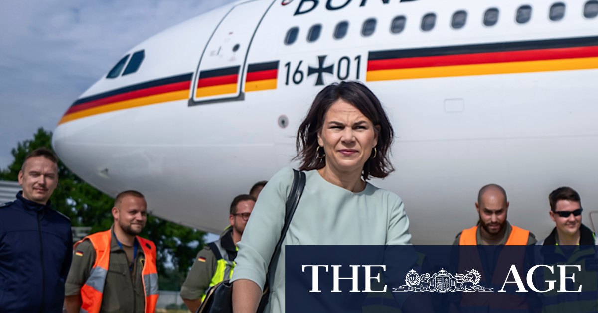 Germany Foreign Minister Annalena Baerbock's plane breakdown forces her to cancel her Australia trip - Vimarsana News