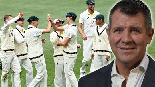 Mike Baird and Australia’s Test team. 