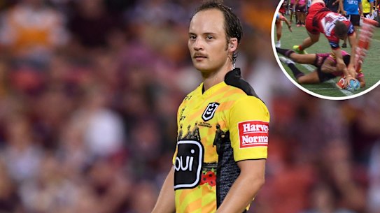 Tim Alouani-Roby and contentious Cody Ramsey try decision during the 2020 Rugby League Nines.