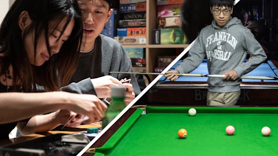People are seen playing pool at City Heroes Pool Hall, 2022. Photo Flavio Brancaleone /The Sydney Morning Herald