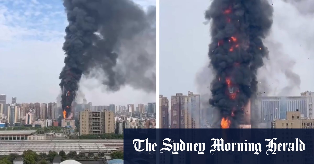 Fire engulfs 42-storey office tower in southern Chinese city – Sydney Morning Herald
