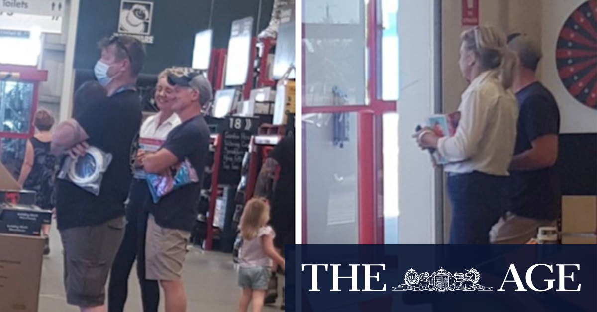 Bridget McKenzie photographed with Simon Benson at Bunnings - Vimarsana News