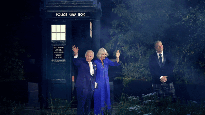 Commonwealth Games LIVE: Royals make grand opening ceremony entrance in Tardis as Aussies take in the show