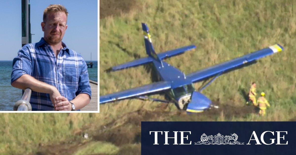 Barwon Heads plane crash Multiple injuries after aircraft lands on