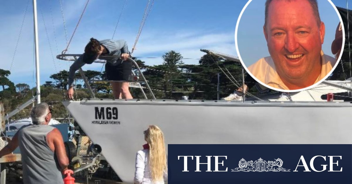 Mornington Yacht Club sailors complain over lewd boat names, Barack Obama visits Australia for speaking tour