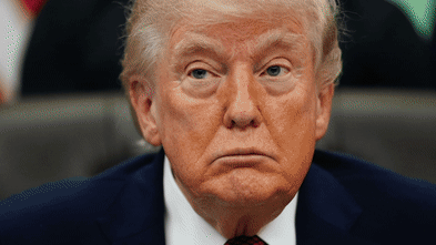 ABD-İran savaşı canlı güncellemeler: İran 'bizi tehdit edemez', diyor Trump; Gemilere saldırı düzenlendi, Hürmüz Boğazı yeniden kapatıldı; İran yeni ABD önerilerini değerlendiriyor