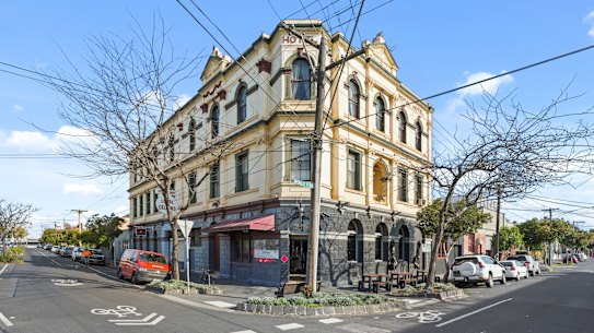 For sale: the Royal Hotel on the corner of Spensley and Berry streets, Clifton Hill.