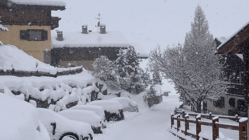 Heavy snowfall disrupts Olympic training and events in Livigno