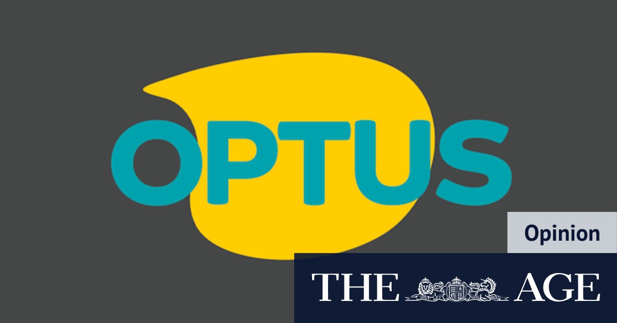 Double-decker disaster spells trouble for Optus top brass