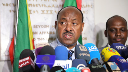 Sudan talks to resume as strike suspended