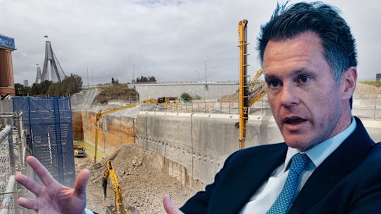 Premier Chris Minns has not hosed down fears that Metro West could be axed altogether while advocates say, “just get on with it”. Composite. Photo DOMINIC LORRIMER and James Brickwood