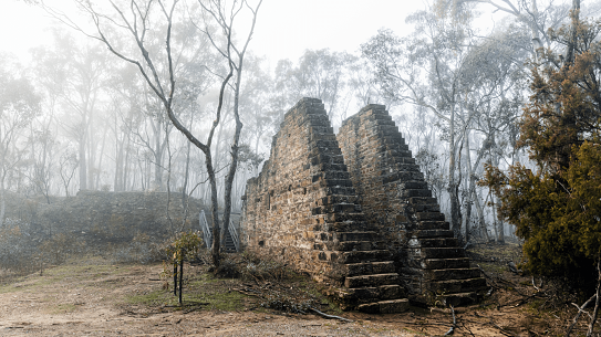 Ruins of the Garfield Water Wheel in Chewton, Victoria 