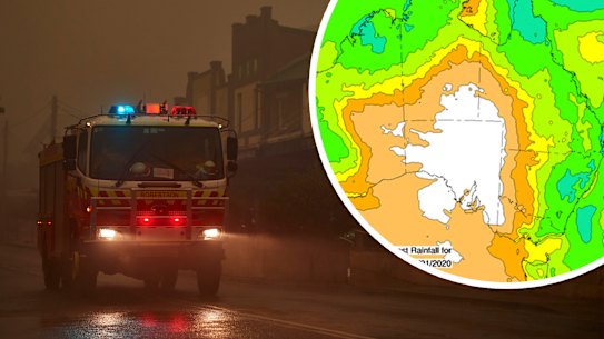 Rural Fire Service spokesman Anthony Bradstreet said the rain was welcome, but arriving in the form of thunderstorms "can be a double edged sword". Main photo: Getty Images