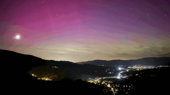 How to see the dazzling aurora Australis tonight