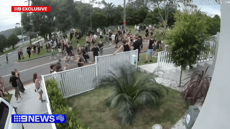 500 teenagers gatecrash 16-year-old’s Sydney birthday party, three arrested