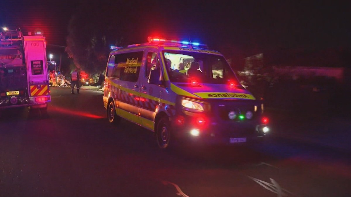 Sydney woman dies in hospital after house catches fire
