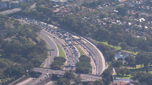 Traffic leading onto the Sydney Harbour Bridge after a CCTV fault closed the Sydney Harbour Tunnel.