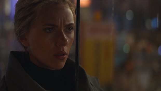 Black Widow sports a mean two-tone highlight job in Endgame. Some question if its a tribute to the late feminist film-maker, Agnes Varda.