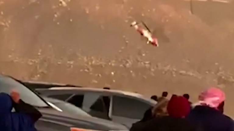 Video shows helicopter crashing after stomach-churning ...