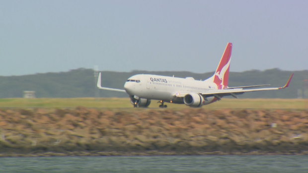 We need two pilots at the pointy end. The Qantas mayday shows us why