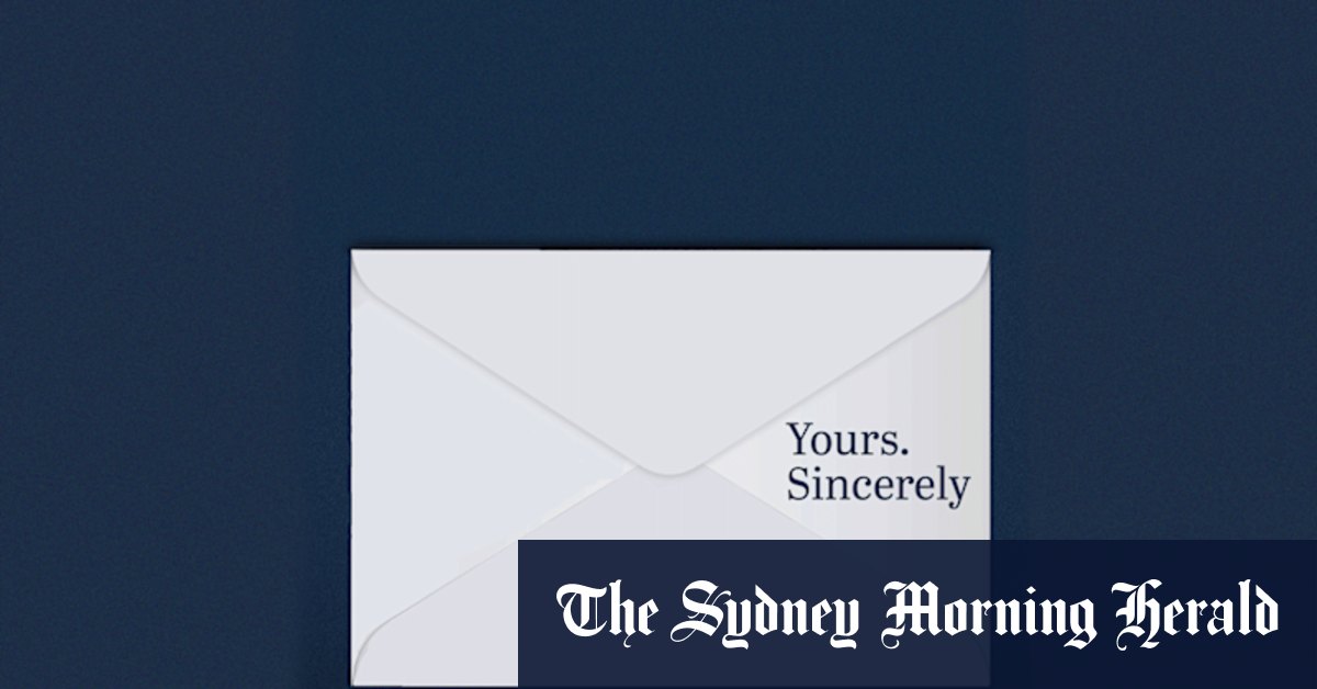 Yours.Sincerely: Barry Humphries - greatest comedian or very naughty boy? - Vimarsana News