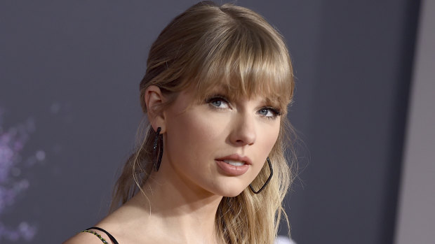 Taylor Swift has shared details of her upcoming rerecord of the album Fearless, which will include six new songs. 