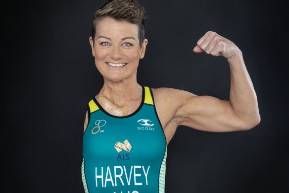 Gray Tham’s portrait of world triathlete, turned personal trainer, Kerryn Harvey, who lost an arm to necrotising fasciitis bacteria after a bike accident 10 years ago.