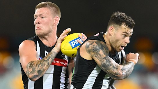 Jordan De Goey and Jamie Elliott will spend time at centre bounces for the Pies.