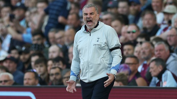 Ange Postecoglou loses his cool on the sideline.
