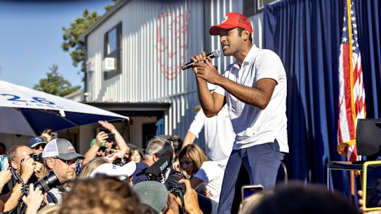 Republican presidential candidate Vivek Ramaswamy raps to Eminem during a at the Iowa State Fair.