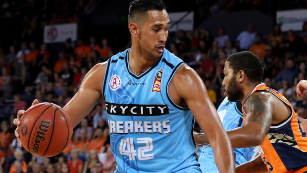 Power forward Tai Wesley has signed on  with the South East Melbourne Phoenix. 
