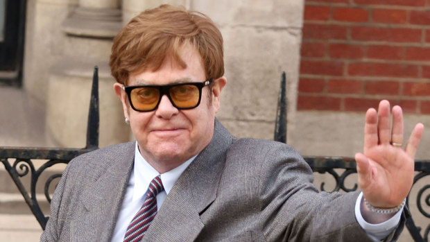 Elton John says an excess of wealth messes people up.