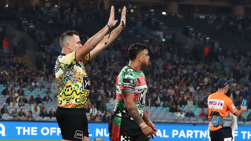 NRL round 12 LIVE: South Sydney hanging on as Wighton fails HIA