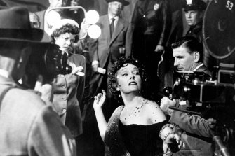 Gloria Swanson stars as the film star Norma Desmond in Billy Wilder’s <i>Sunset Boulevard<i/>.