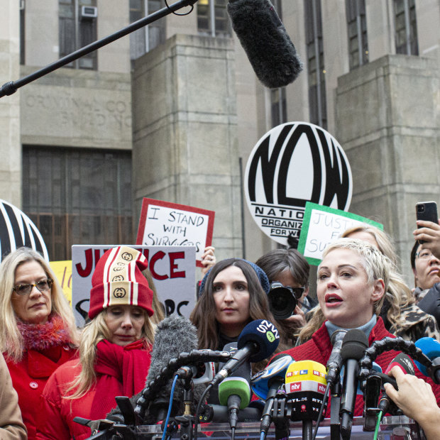 Actress Rose McGowan, who has accused Harvey Weinstein of raping her, speaks outside the court on January 6 in New York. 