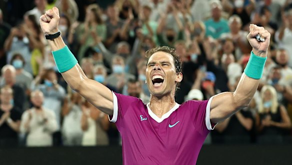 Rafael Nadal comes back to beat Daniil Medvedev in the 2022 Australian Open final.
