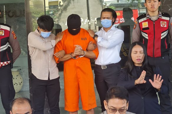 An Australian man, being paraded here for the press on Monday, has allegedly been caught with 1.5 kilograms of cocaine in Bali.