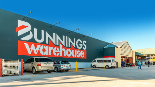OnePass members now receive 5 Flybuys points for each dollar of in store spend at Bunnings and other retailers.